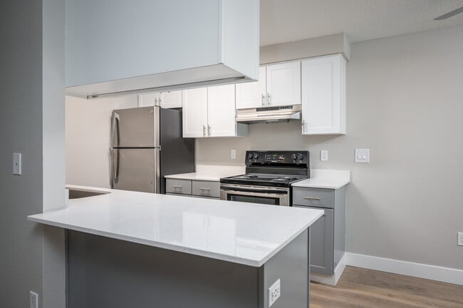 2x2 Kitchen