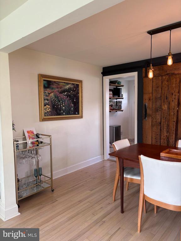 Building Photo - 509 D St