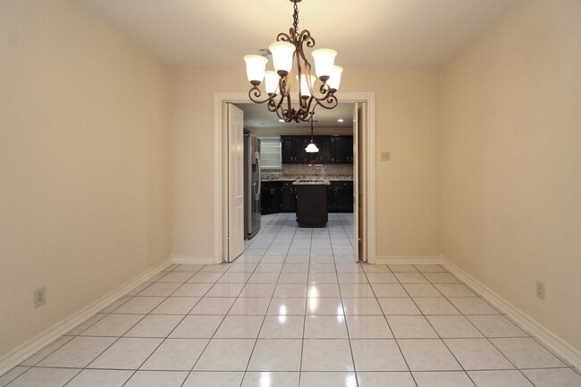 Photo - 809 Preston Dr