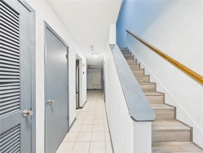 11239 Cedar Hollow Ln