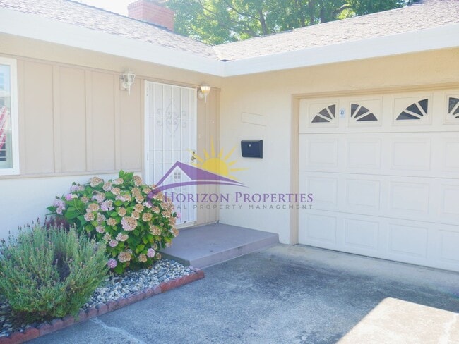 Photo - Remodeled 3 Bed 2 Bath 1,215 Sq Ft Citrus Heights Home