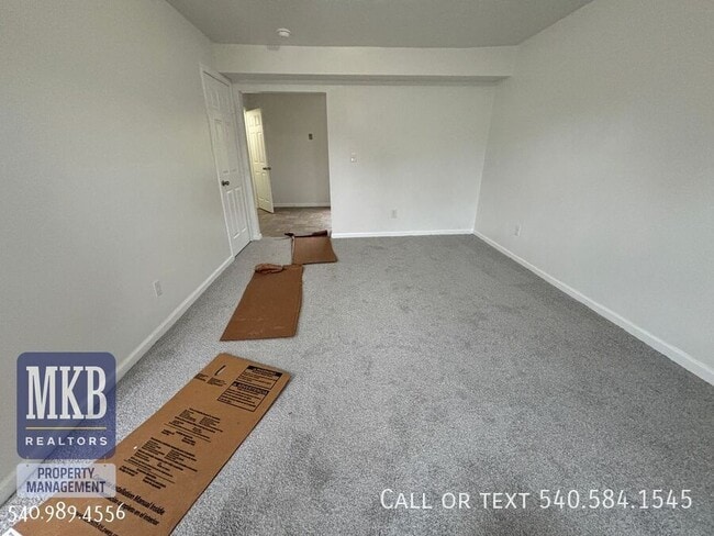 Photo - 1227 Ruddell Rd