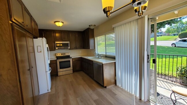 Photo - Spacious condo 55+ move in ready