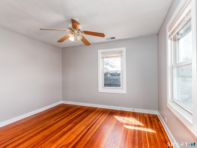 Photo - 969 S Main St Unit 2nd Floor