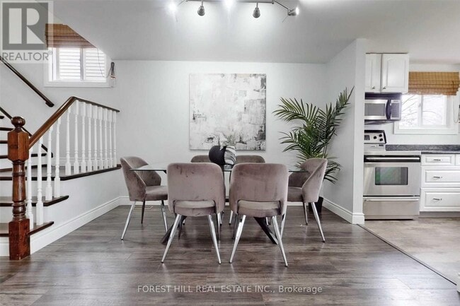 Photo - 213 Hickling Trail