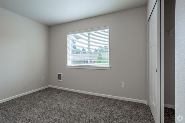 3BR, 2BA - 1,160SF