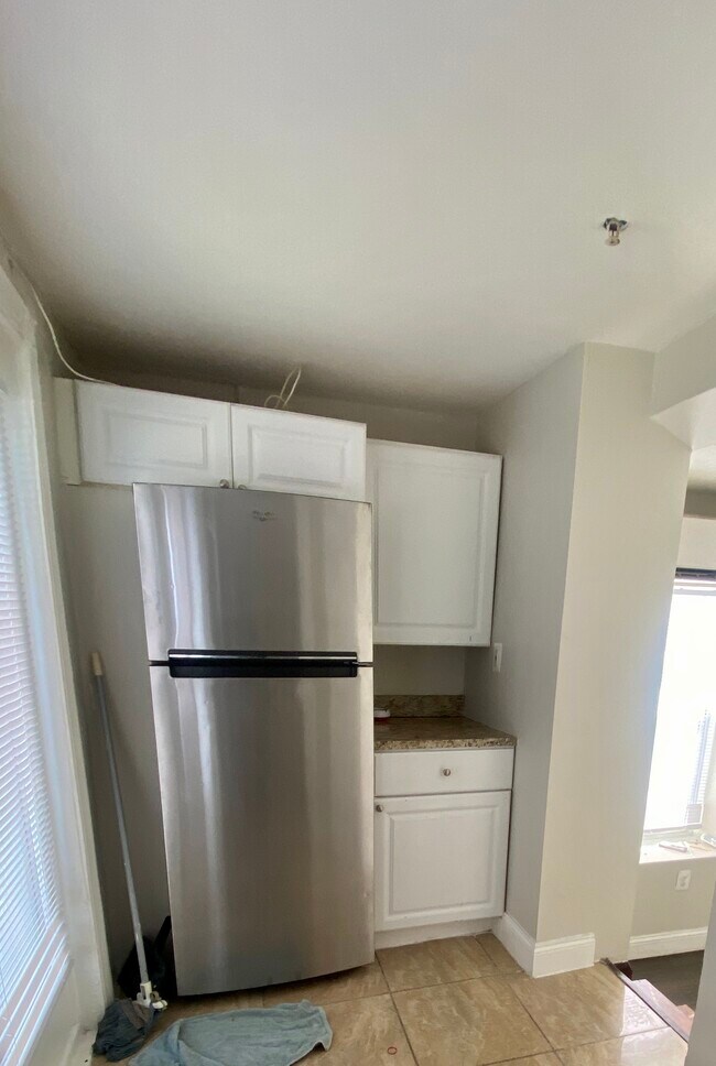 Photo - 32 Hinckley St Unit 1R