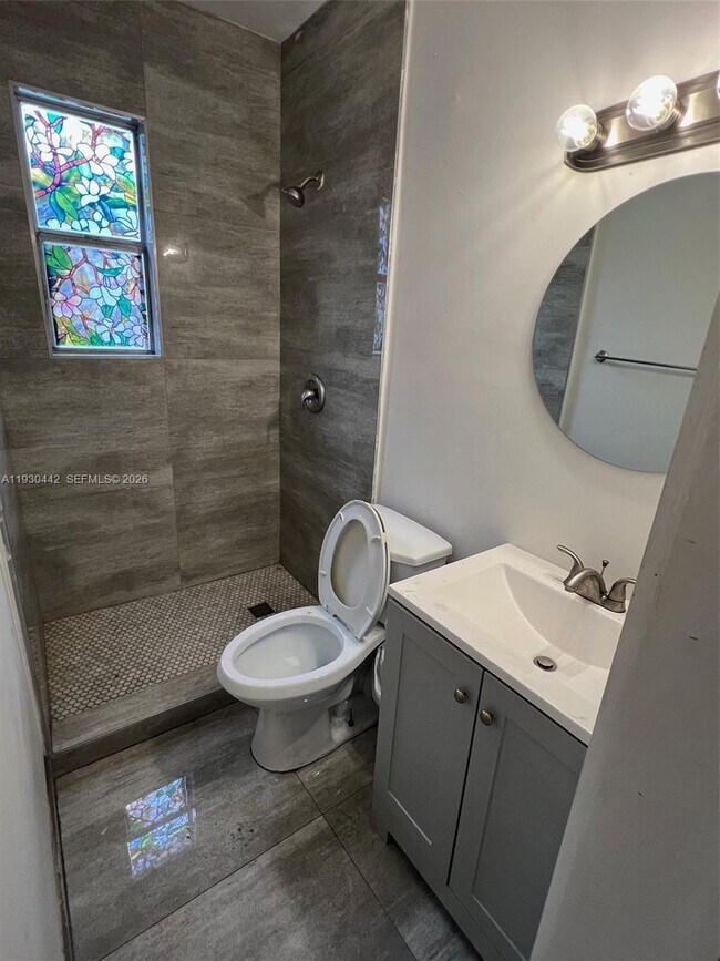 Photo - 1844 Taft St Unidad 2