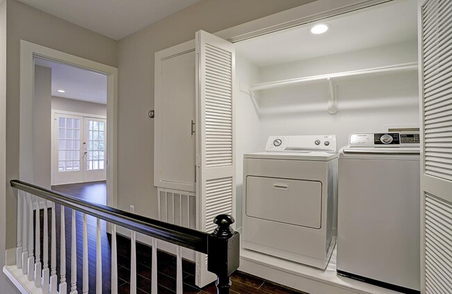 Photo - 2328 Wroxton Rd Unit A