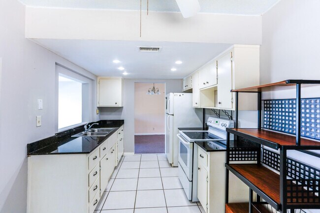 Photo - 4513 NW 44th St