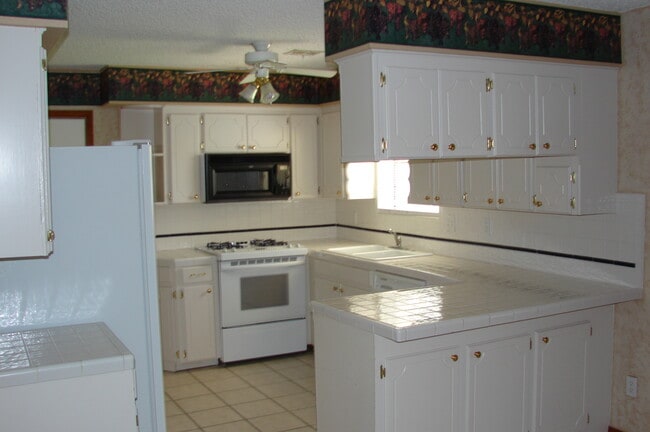 Photo - 1815 Nightingale Cir