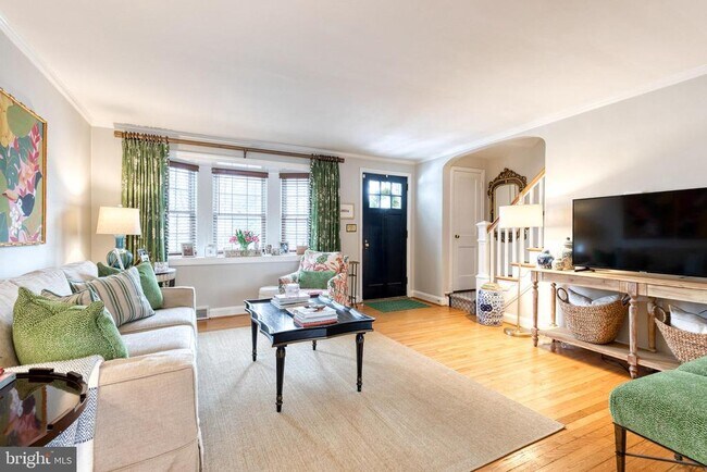 Photo - 39 Regester Ave