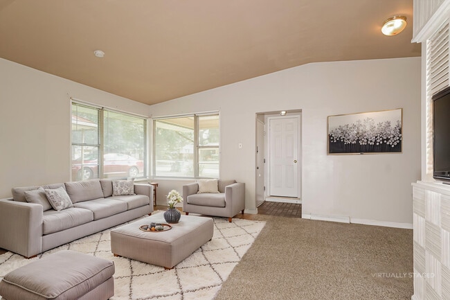 Photo - 9709 Duke Dr