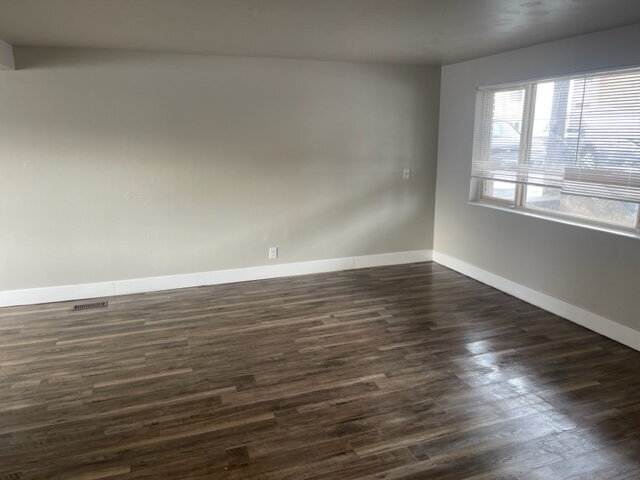 Photo - "Charming 2-Bed Retreat in Washington Terrace – Cozy Comfort at 912 Sq Ft!" Unit #9