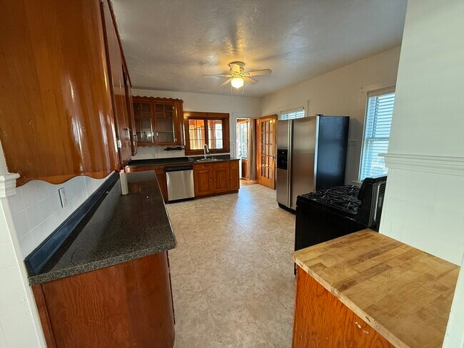 Photo - 9 Chilton St