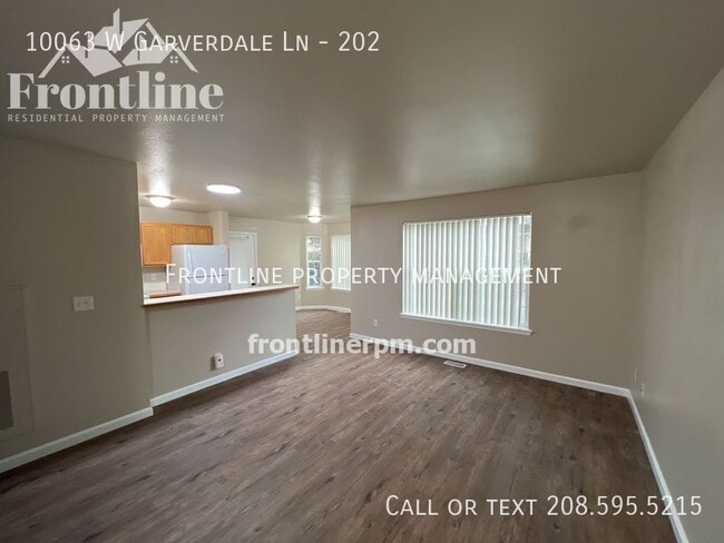 Photo - 10063 W Garverdale Ln Unit 202