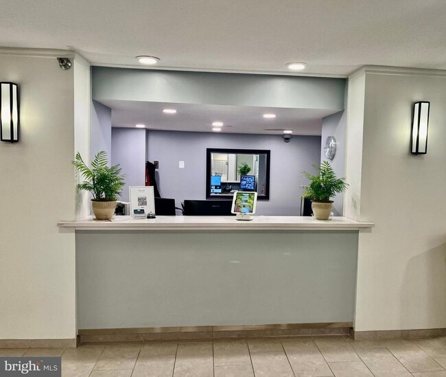 Photo - 1808 Old Meadow Rd Unidad 1104