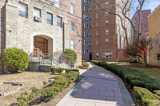 Walkway - 3980 Orloff Ave