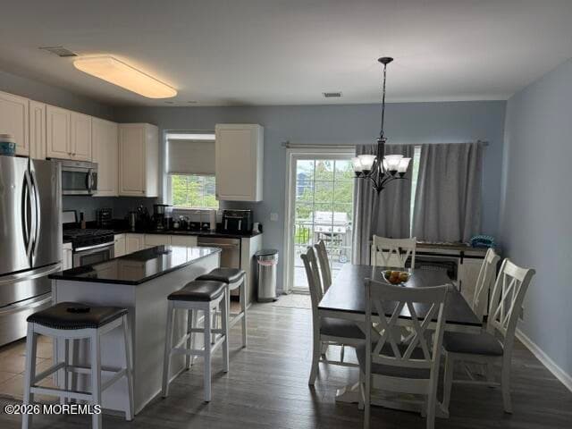 115 Ceylon Ave
