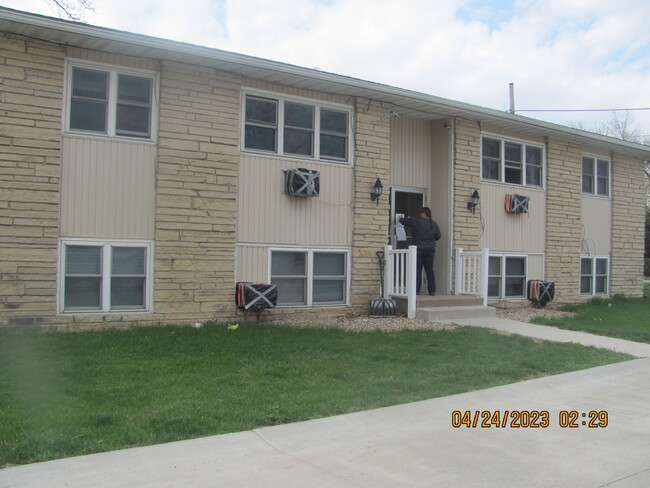 Exterior2 - 2255 8th Ave Unit #2