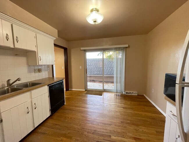 Photo - Spacious 4-Bedroom Home with Finished Base...