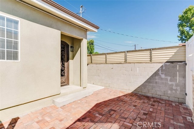Photo - 7947 Woodman Ave