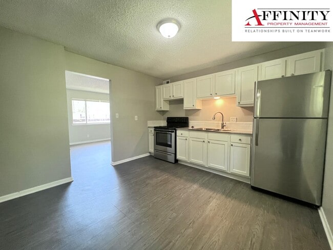 1507 N 55 Dr