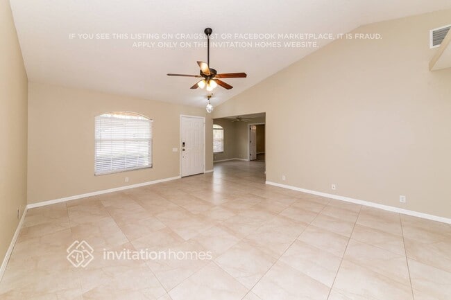 Photo - 7348 Linden Ln