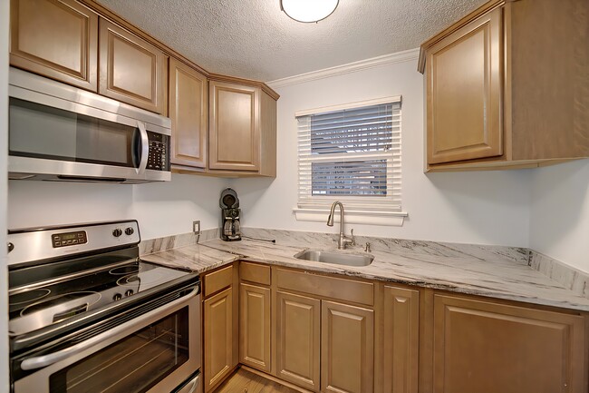 Photo - 867 Colony Dr Unit F93