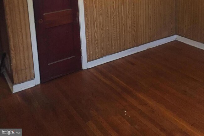 Photo - 106 Denison St