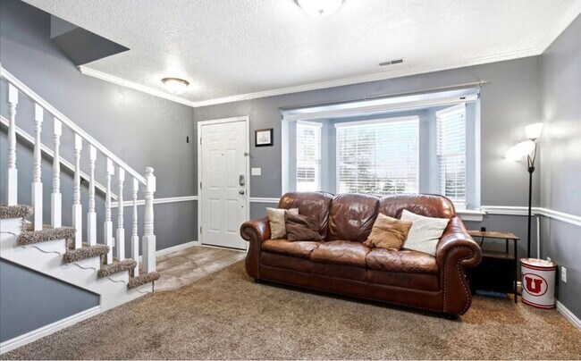 Photo - 1065 Eastgate Dr