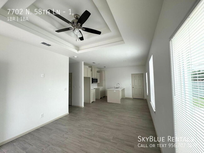 Building Photo - 7702 N 58th Ln Unit 1,