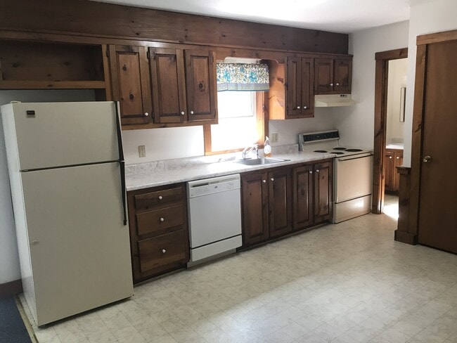 Photo - 19-320 Woodland Dr