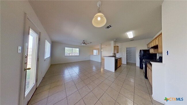 Photo - 1119 Whitley Dr