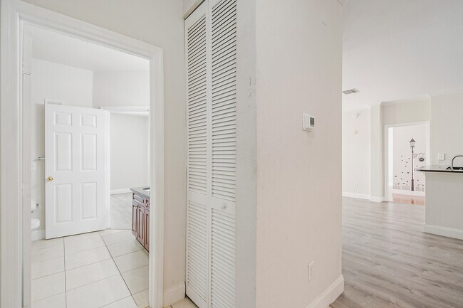 Photo - 3611 Conroy Rd