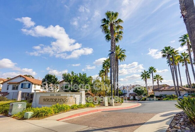 Photo - 10272 Wateridge Cir Unidad #233 Rental