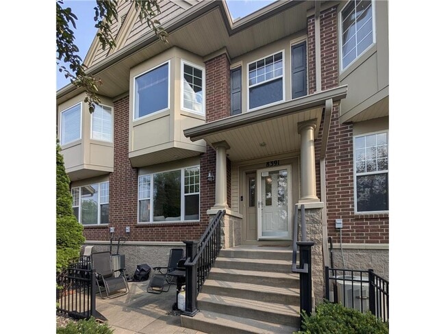 Building Photo - 8391 Townsend Dr