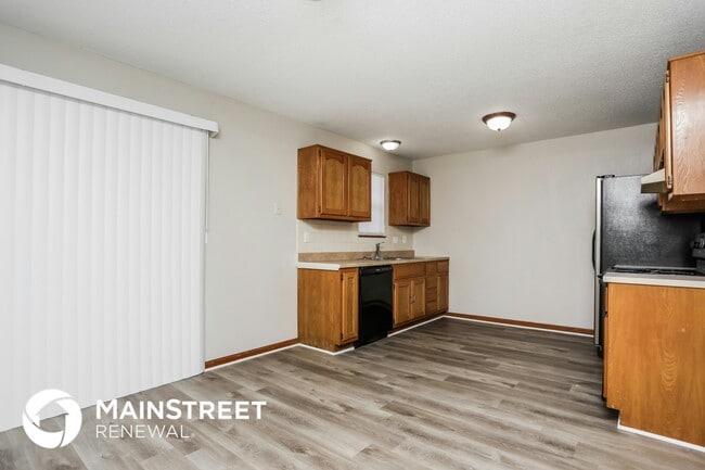 Photo - 206 NW 102 St