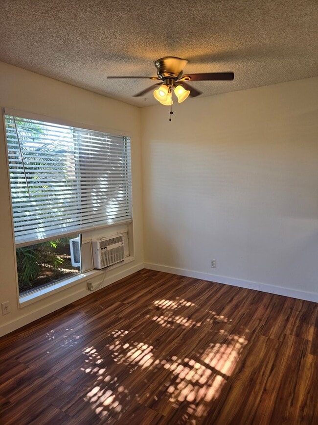 Photo - Must see Palm Villa Condo