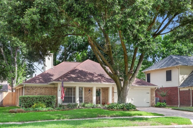 Building Photo - 8910 Driftstone Dr