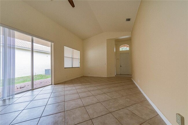 Photo - 5717 Spanish River Rd
