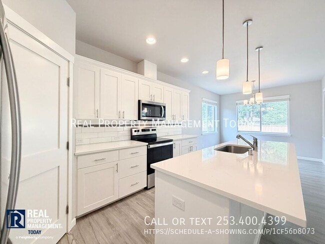 Photo - 909 161st St Ct E