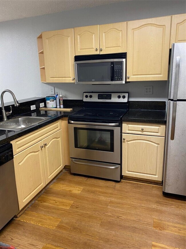 Photo - 9981 Nob Hill Ct Unidad 9981