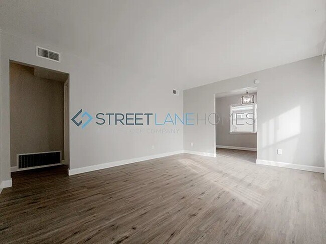 Photo - 1229 Northdale Ave