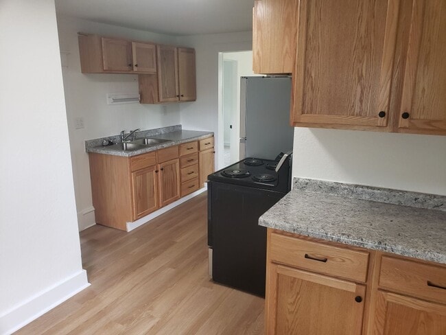 26351 W Mondovi St Unit 1