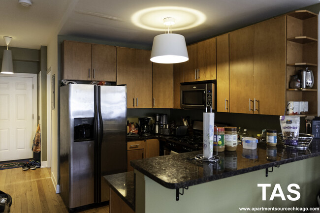 Photo - 3023 N Oakley Ave Rental