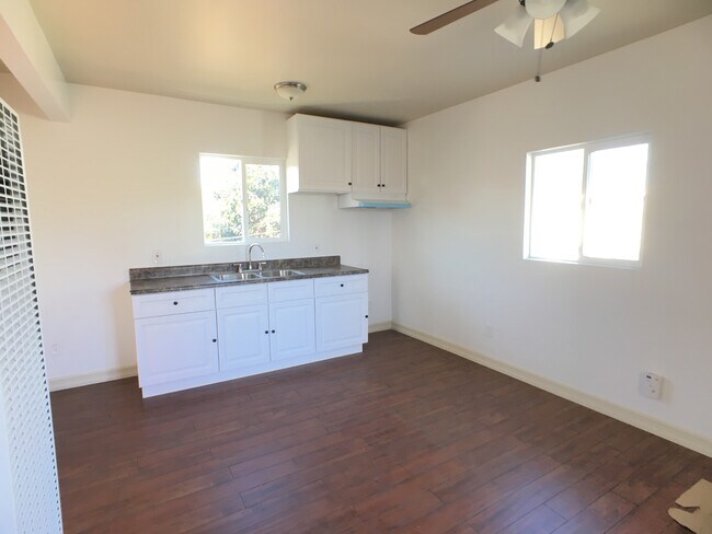 Full Kitchen, Fridge and Stove Included