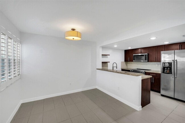 Photo - 4550 SW 68th Ct Unit 54-8