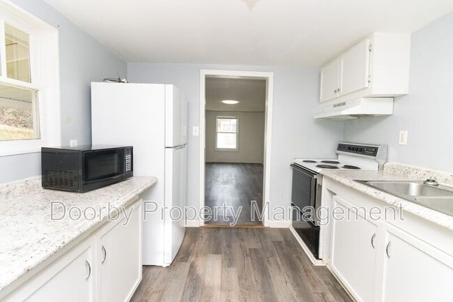 Photo - 966 Beason Dr