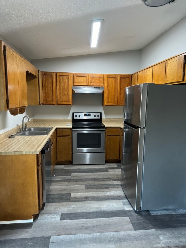 Photo - 4431 W 19th St Unit 4431-D